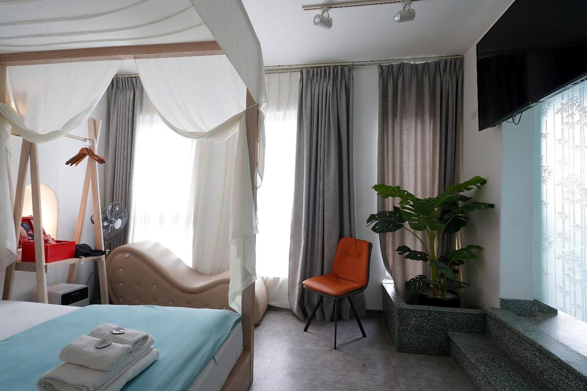 69 Boutique By Minova Hotel Ханой Екстериор снимка